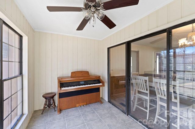 40 Country Bear Lane, Flat Rock, NC 28731