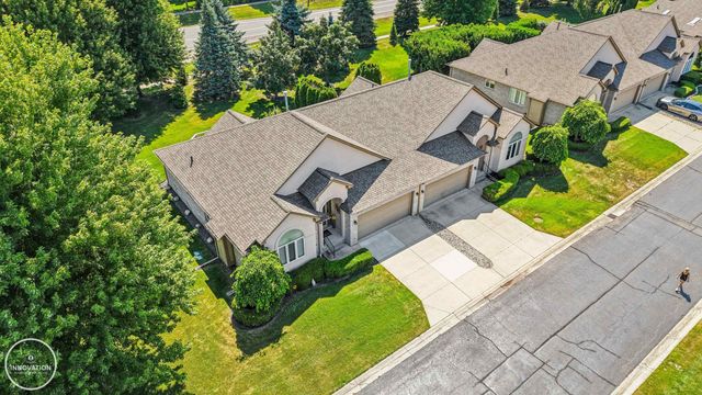 52254 Mitchell Lane, Macomb, MI 48042