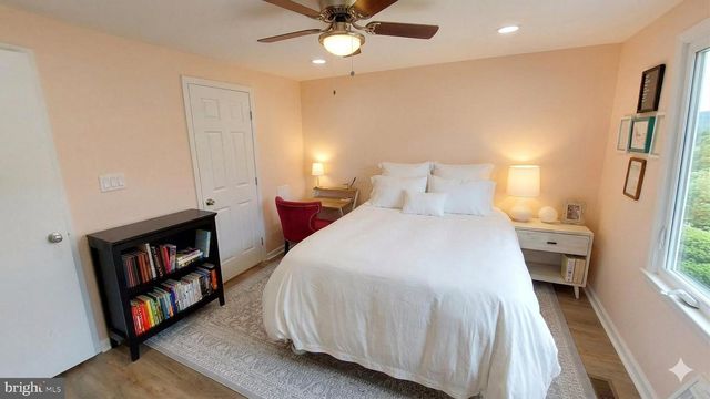 971 S TAYLOR ST, Arlington, VA 22204