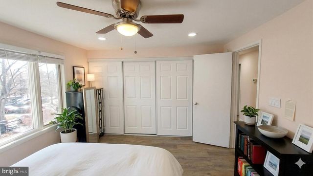 971 S TAYLOR ST, Arlington, VA 22204