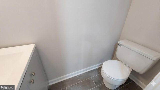 971 S TAYLOR ST, Arlington, VA 22204