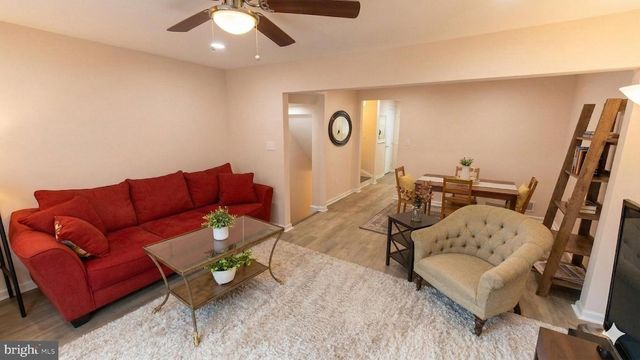 971 S TAYLOR ST, Arlington, VA 22204