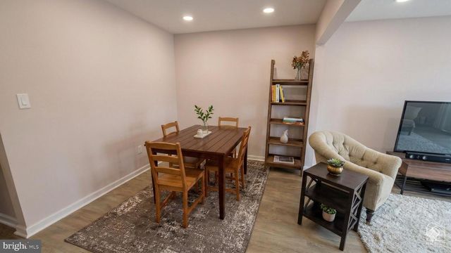 971 S TAYLOR ST, Arlington, VA 22204
