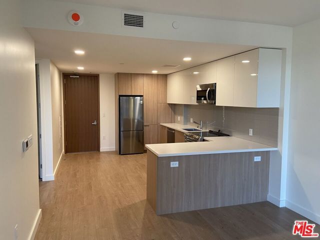 11750 Wilshire Boulevard 1707, Los Angeles, CA 90025