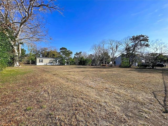 9739 KENT STREET, Hudson, FL 34669