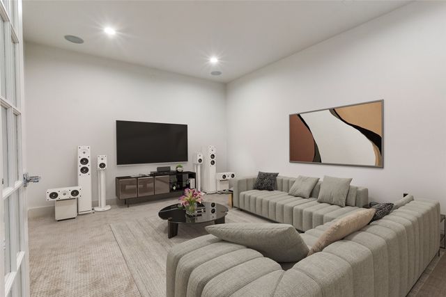 6331 Lakeshore, Dallas, TX 75214
