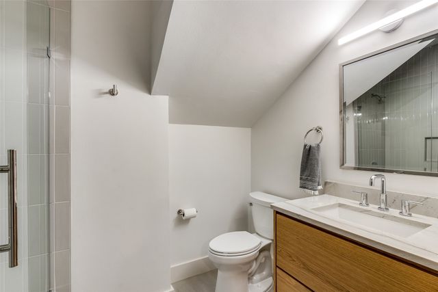 6331 Lakeshore, Dallas, TX 75214
