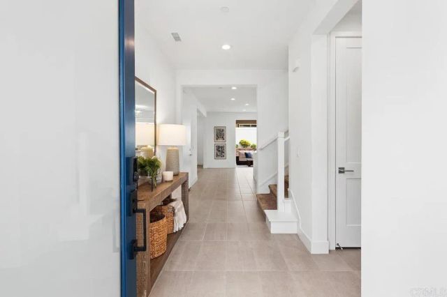 10635 Melogold Way, San Diego, CA 92126