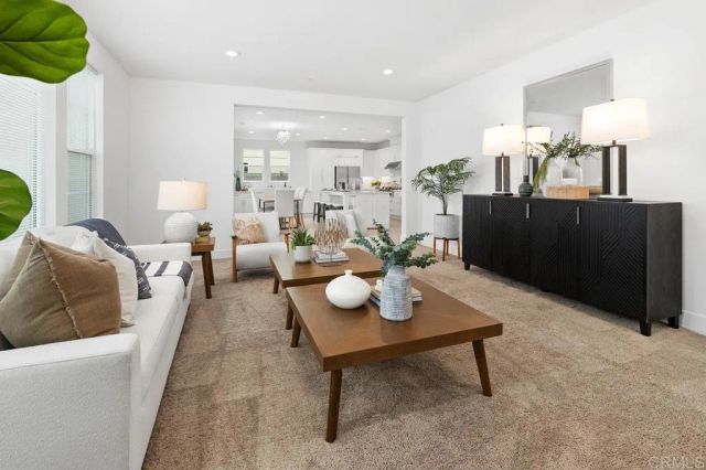 10635 Melogold Way, San Diego, CA 92126