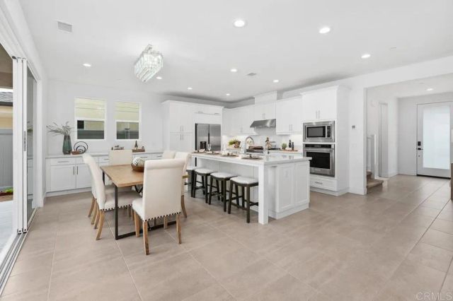 10635 Melogold Way, San Diego, CA 92126