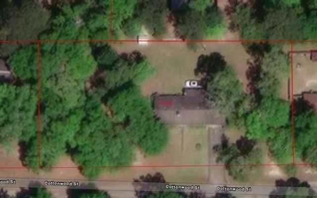 140 County Road 776, Buna, TX 77612