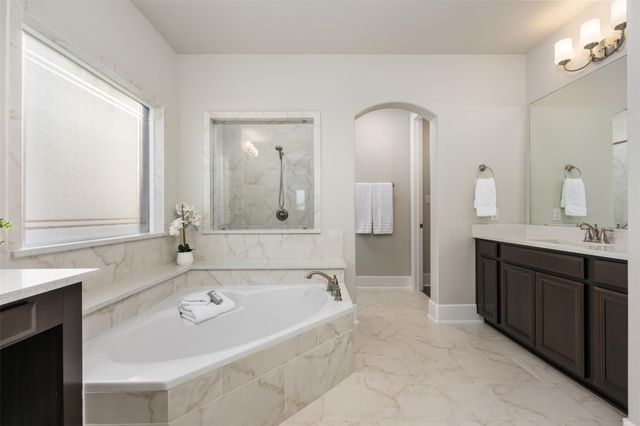 2116 Ambling TRL, Georgetown, TX 78628