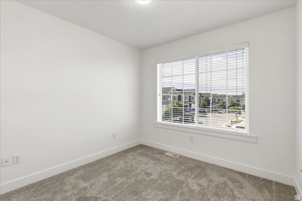 Image 18 of property listing at 1387 W PLUMROSE WAY, Taylorsville, UT 84123