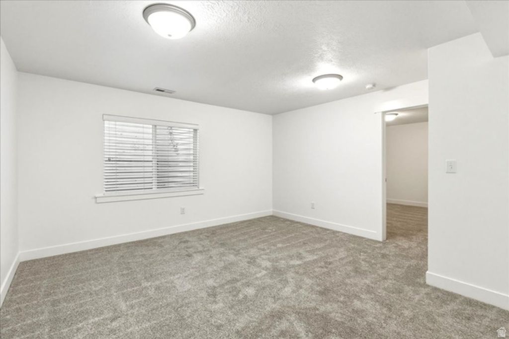 Image 20 of property listing at 1387 W PLUMROSE WAY, Taylorsville, UT 84123