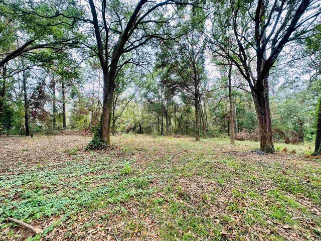 2309 A Young Road, Perry, FL 32347