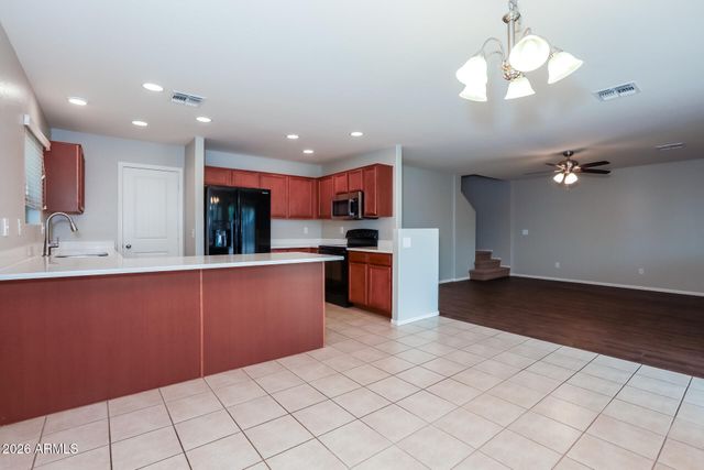 4063 E HEMATITE Lane, San Tan Valley, AZ 85143