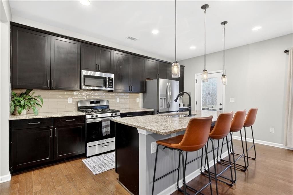 Image 13 of property listing at 4130 Birch Springs Court, Cumming, GA 30028