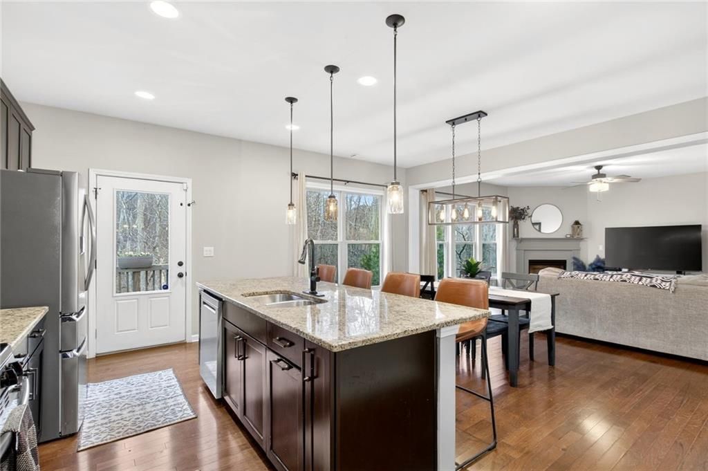 Image 3 of property listing at 4130 Birch Springs Court, Cumming, GA 30028