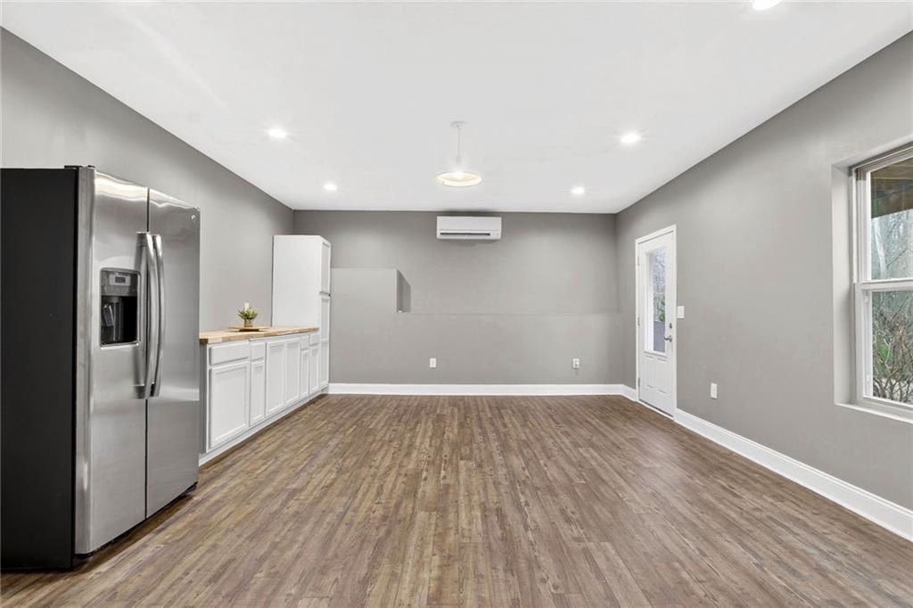 Image 34 of property listing at 4130 Birch Springs Court, Cumming, GA 30028