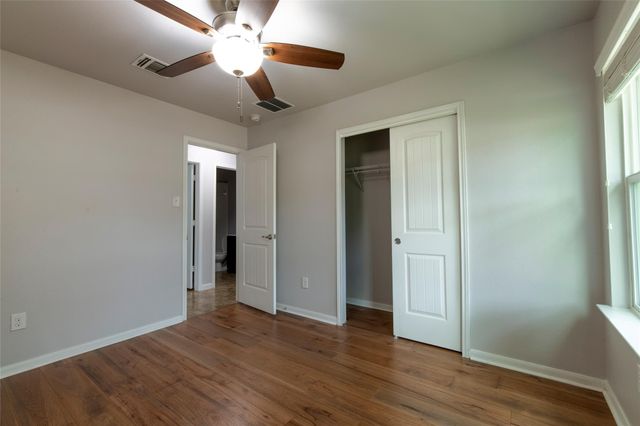 2101 Stonehaven, San Marcos, TX 78666