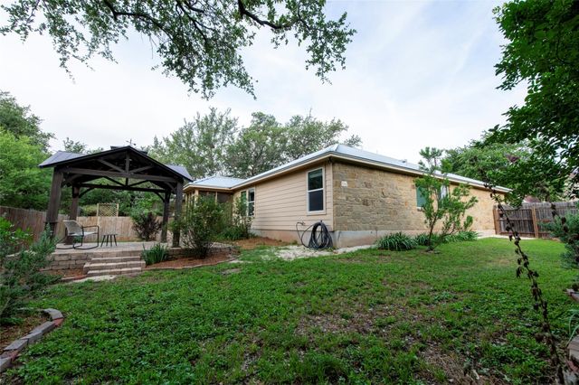 2101 Stonehaven, San Marcos, TX 78666