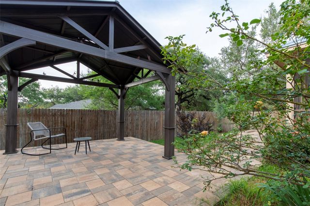 2101 Stonehaven, San Marcos, TX 78666