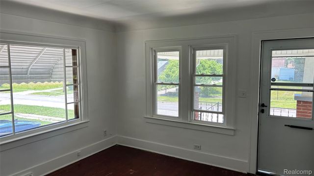 2202 Brown Street, Flint, MI 48503