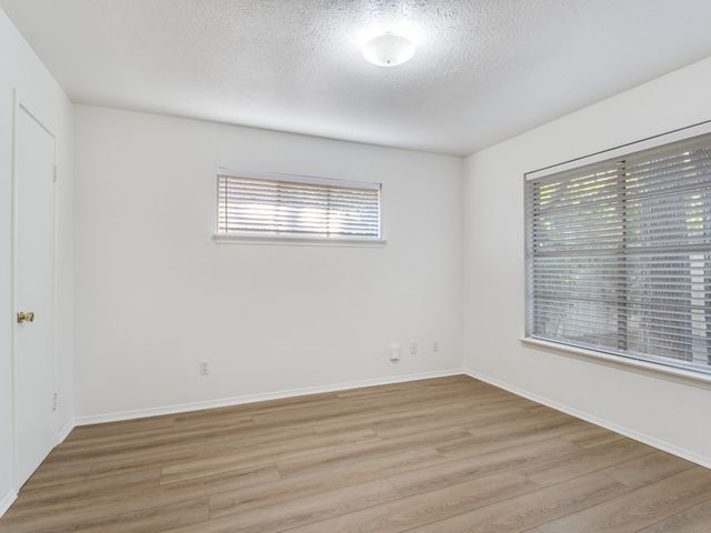 7415-7417 Walling Lane, Dallas, TX 75231