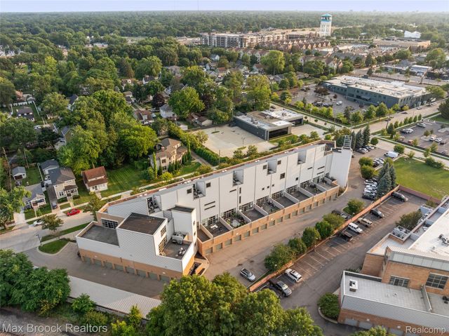 333 E Parent Avenue 22, Royal Oak, MI 48067
