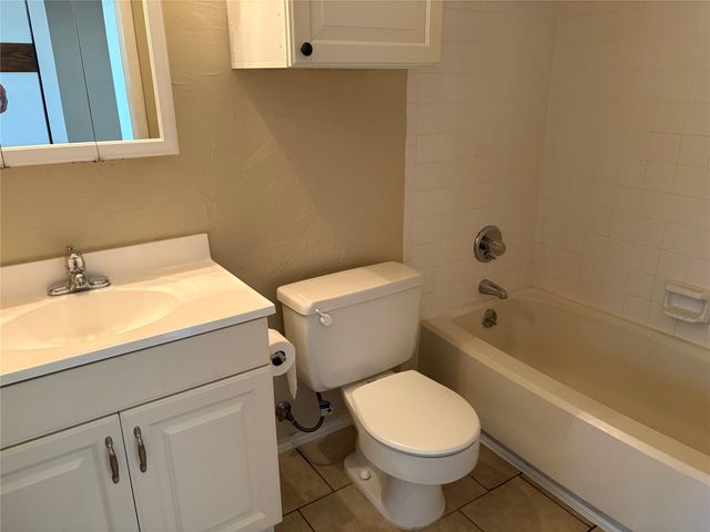 21013 Highland Lake DR D93, Lago Vista, TX 78645