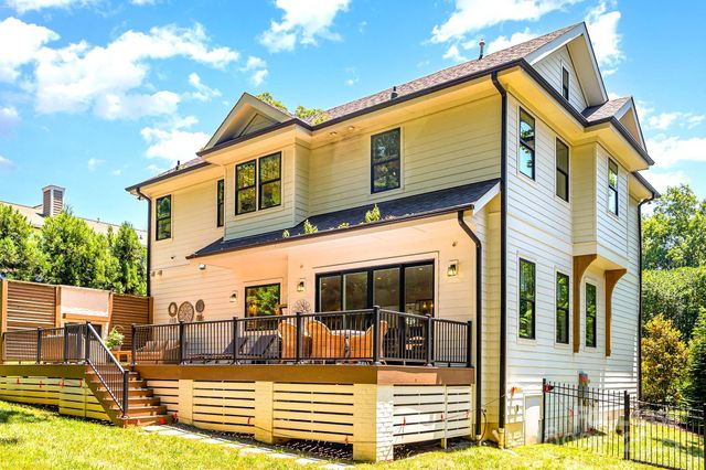 5552 Holyoke Lane, Charlotte, NC 28226