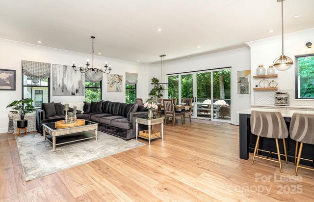 5552 Holyoke Lane, Charlotte, NC 28226