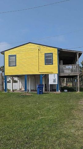 314 Oyster Street, Surfside Beach, TX 77541