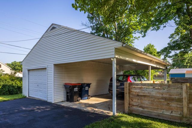135 S 31st Street, Newark, OH 43055