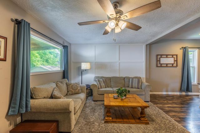 135 S 31st Street, Newark, OH 43055