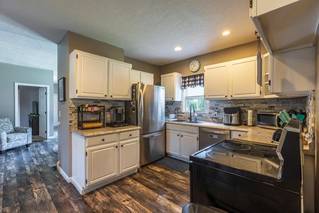 135 S 31st Street, Newark, OH 43055