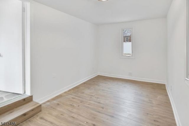 224 Swarthmore Rd, Linden City, NJ 07036