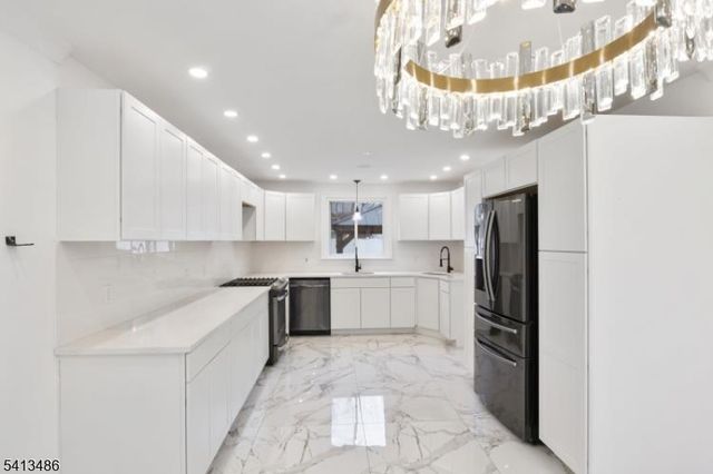 224 Swarthmore Rd, Linden City, NJ 07036