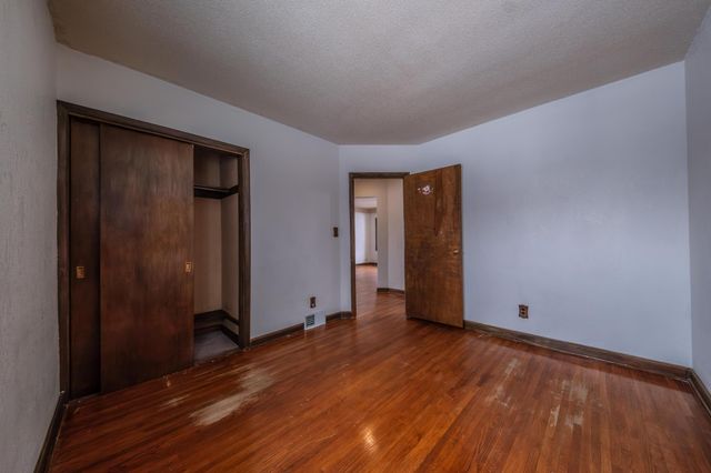 1223 Mclean Avenue, Saint Paul, MN 55106