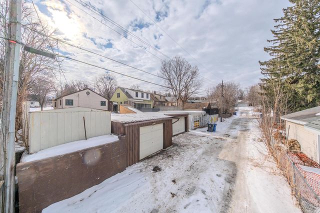 1223 Mclean Avenue, Saint Paul, MN 55106