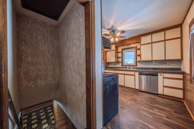 1223 Mclean Avenue, Saint Paul, MN 55106