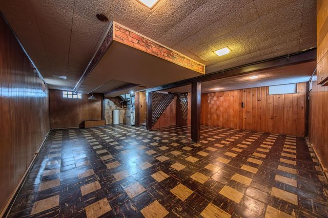 1223 Mclean Avenue, Saint Paul, MN 55106