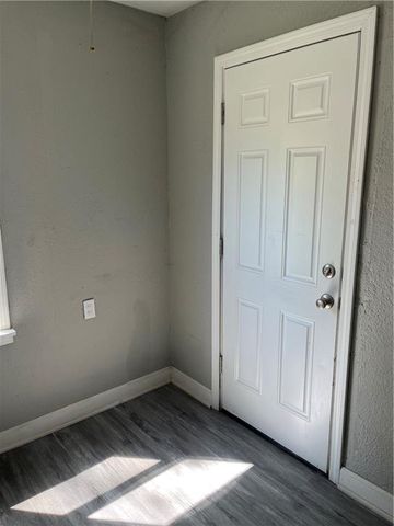 6146 Parkview Avenue, Kansas City, KS 66104