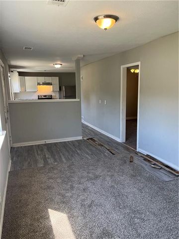 6146 Parkview Avenue, Kansas City, KS 66104