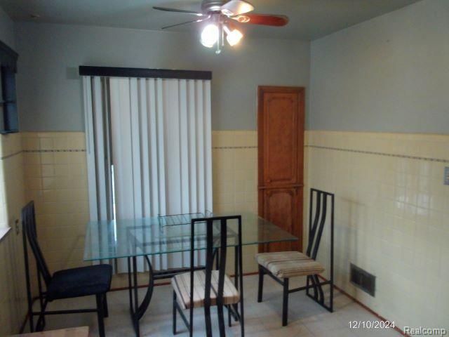 5727 E OUTER Drive, Detroit, MI 48234