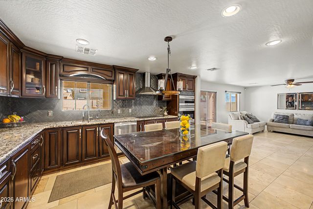 8709 W SUPERIOR Avenue, Tolleson, AZ 85353