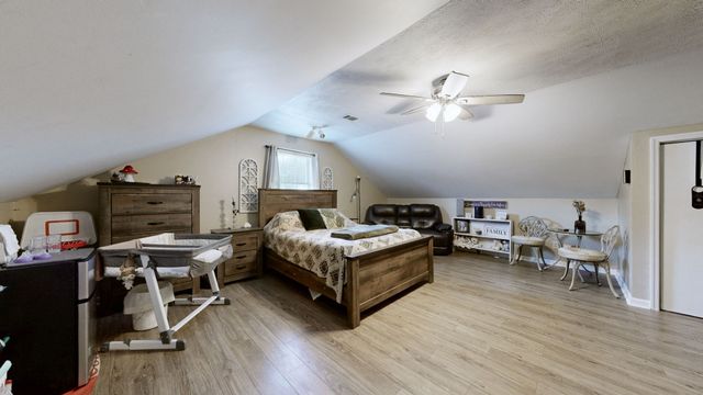 813 Chaney Woods Dr, La Vergne, TN 37086