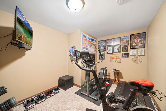 617 Majestic Oak Ridge, Solon, IA 52333