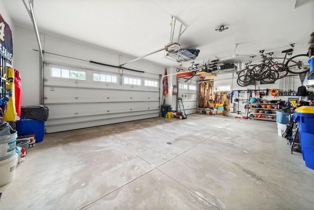 617 Majestic Oak Ridge, Solon, IA 52333