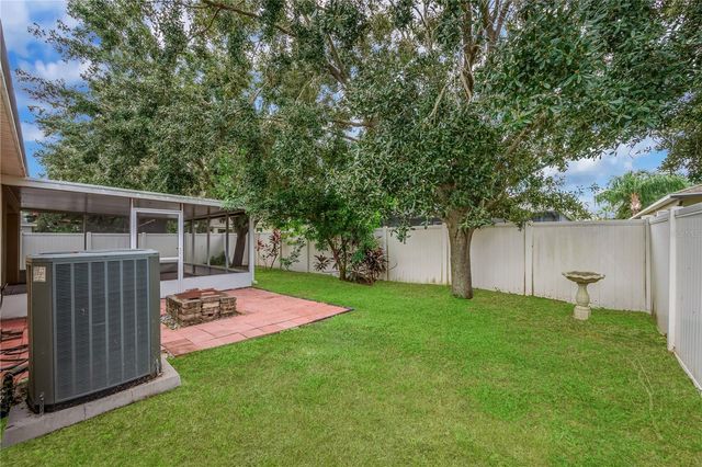 13935 CHALK HILL PLACE, Riverview, FL 33579